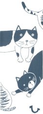 画像1: ふく猫手ぬぐい・有田ひろみ「猫くらし」 (1)